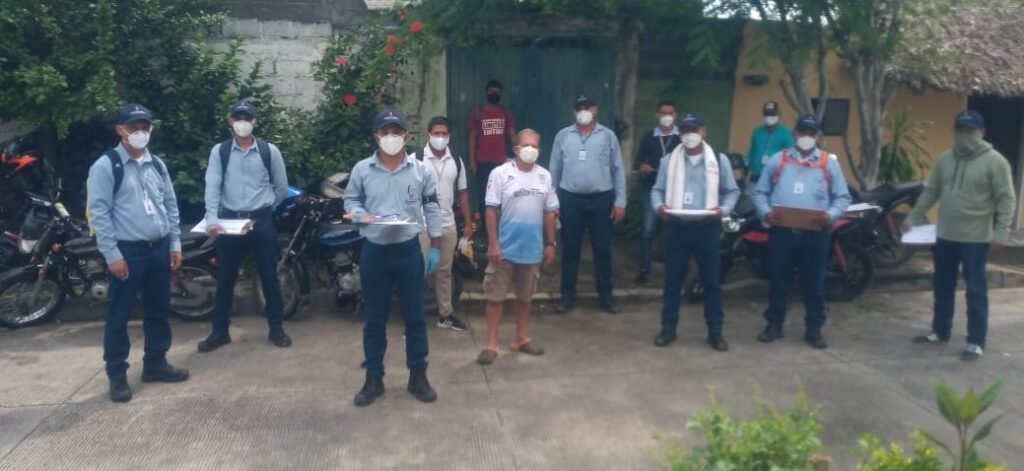 Visitas, casa por casa, en el barrio Colón para identificar posibles casos de Covid-19