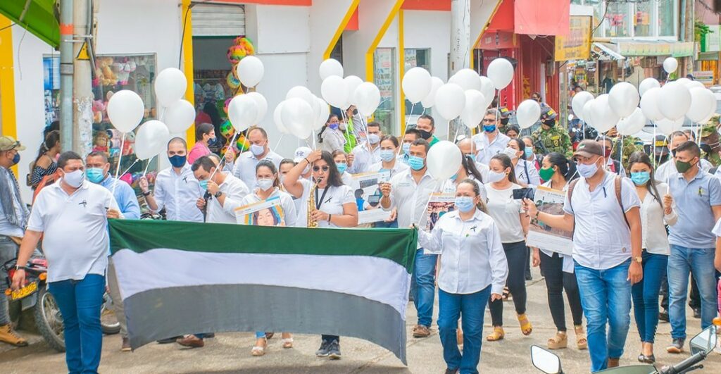 Con caminata, alcalde de Montelíbano rechazó el asesinato de dos mujeres