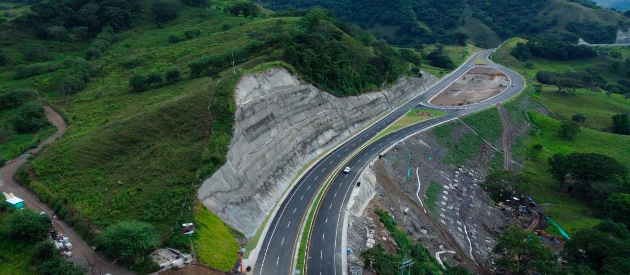  Banca internacional ratifica su confianza en Colombia y otorga crédito por $540 mil millones para obra vial