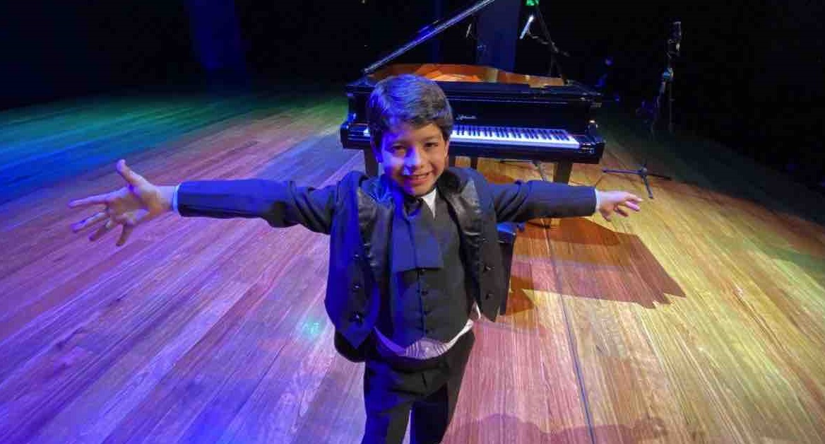  Juan Miguel Saboya, el pianista colombiano de ocho años que participa en competencias internacionales de música