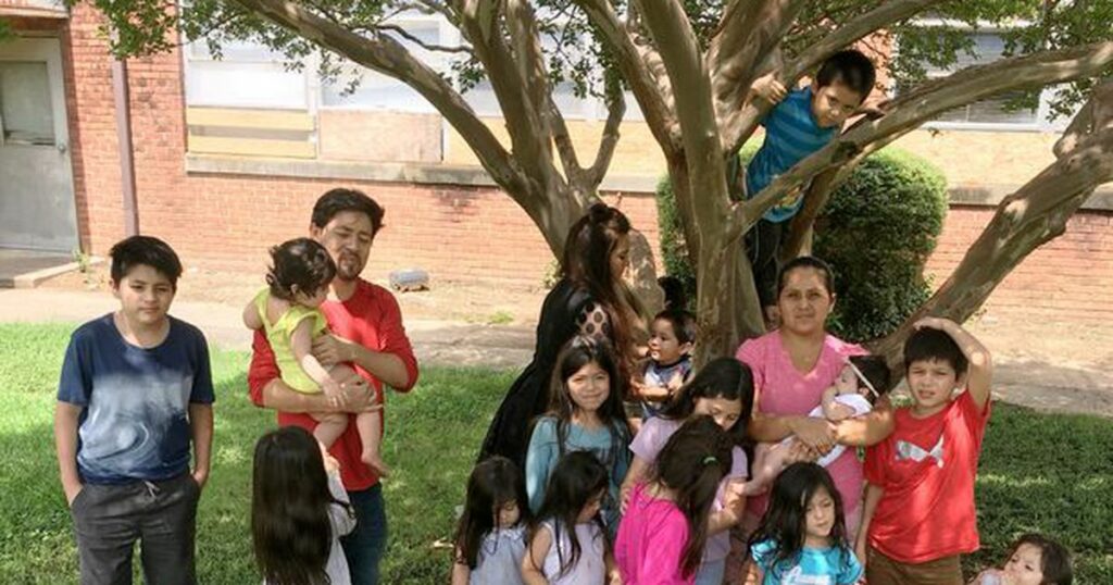 Tiene 39 años, dio a luz a 16 hijos y todos sus nombres empiezan con la letra C