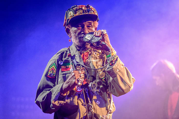  Muere a los 85 años el artista jamaicano de reggae “Lee Scratch” Perry