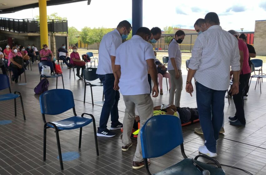 Docentes en Montería son capacitados en atención a emergencias médicas
