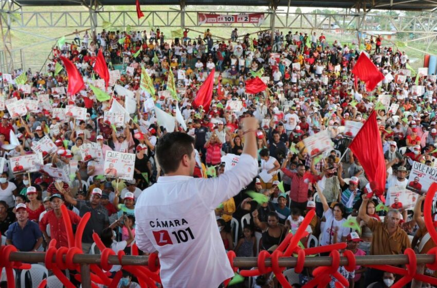  Masivo respaldo en Puerto Libertador al candidato a la Cámara Andrés Calle
