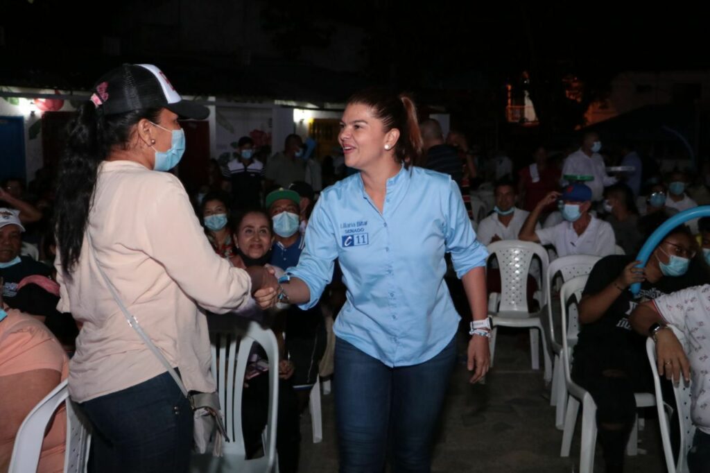 La candidata al Senado, Liliana Bitar, sigue sumando adeptos  en Montería