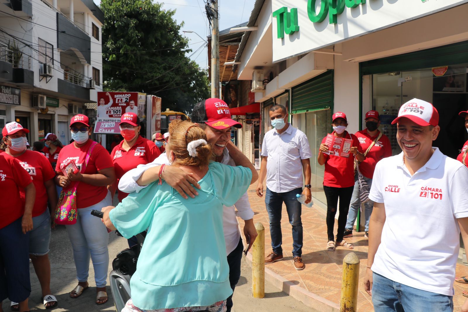 Candidato a la Cámara, Andrés Calle sigue sumando adeptos en el San Jorge