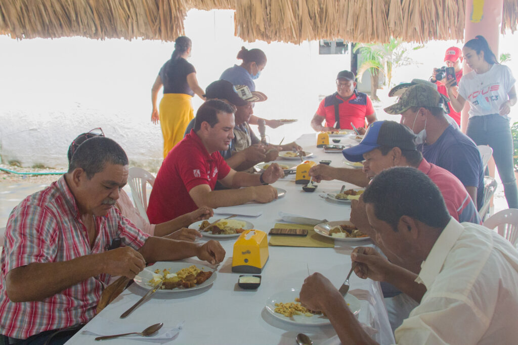 'Joche' Tous refrenda alianza social con gobernadores indígenas