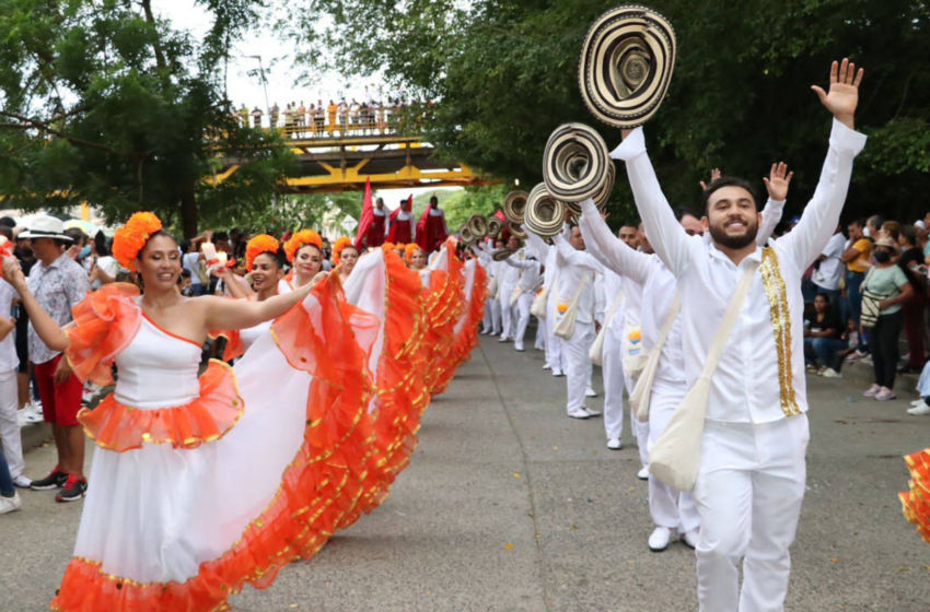  En imágenes: los mejores momentos de la Gran Parada Folclórica 2022
