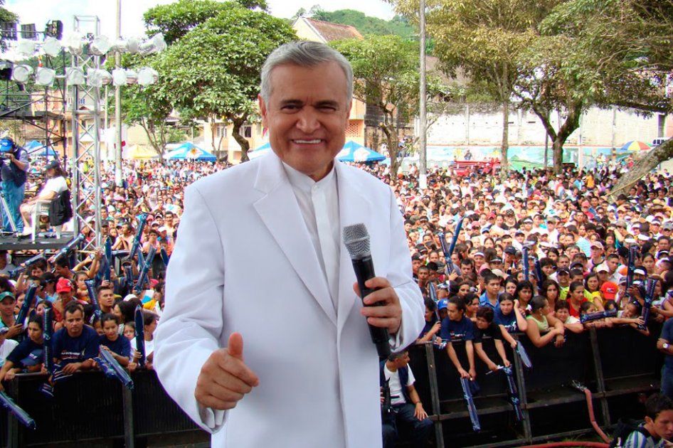 Jorge Barón recibió Récord Guinness por su trayectoria como presentador de musicales