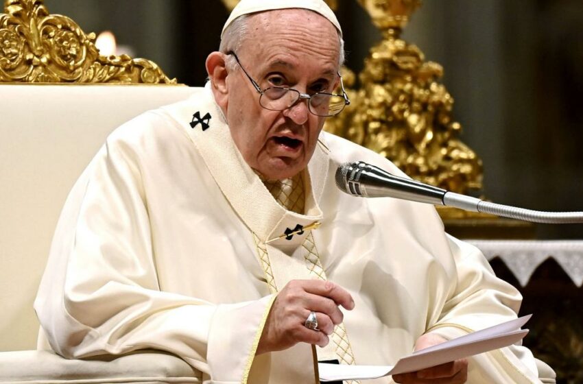  El Papa Francisco reconoce “genocidio” y no descarta renunciar