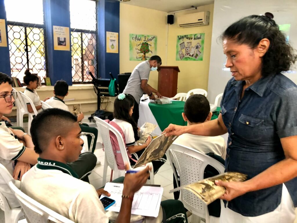 Los talleres presenciales están de regreso, abrieron 'Un Río de Libros 2022'