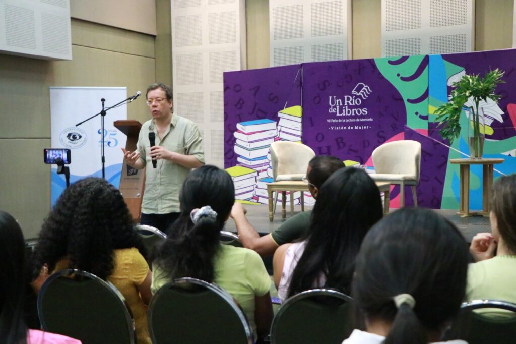 Historia y crónica, temas de 'Un río de Libros', feria de la lectura de Montería