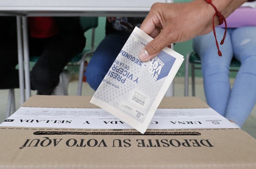 El voto obligatorio se vuelve a hundir en trámite de la reforma política