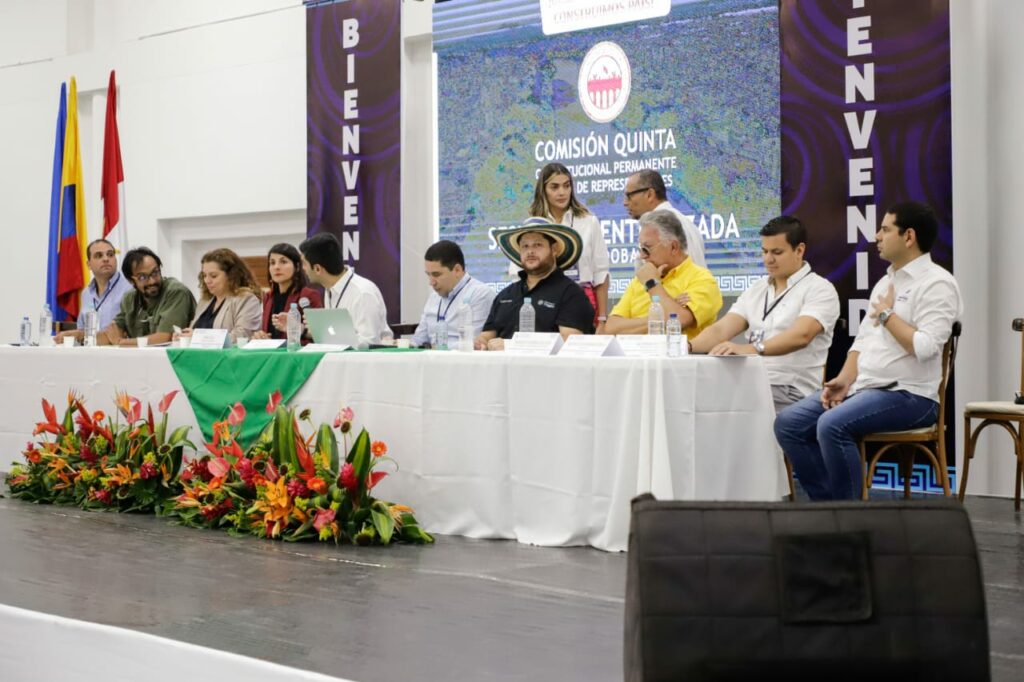 Alcalde (e) Germán Quintero asiste a Comisión V de la Cámara de Representantes que sesiona en Montería