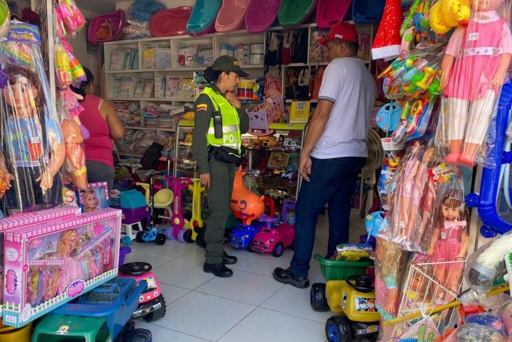 En Córdoba, Policía activó plan de seguridad en las compras navideñas