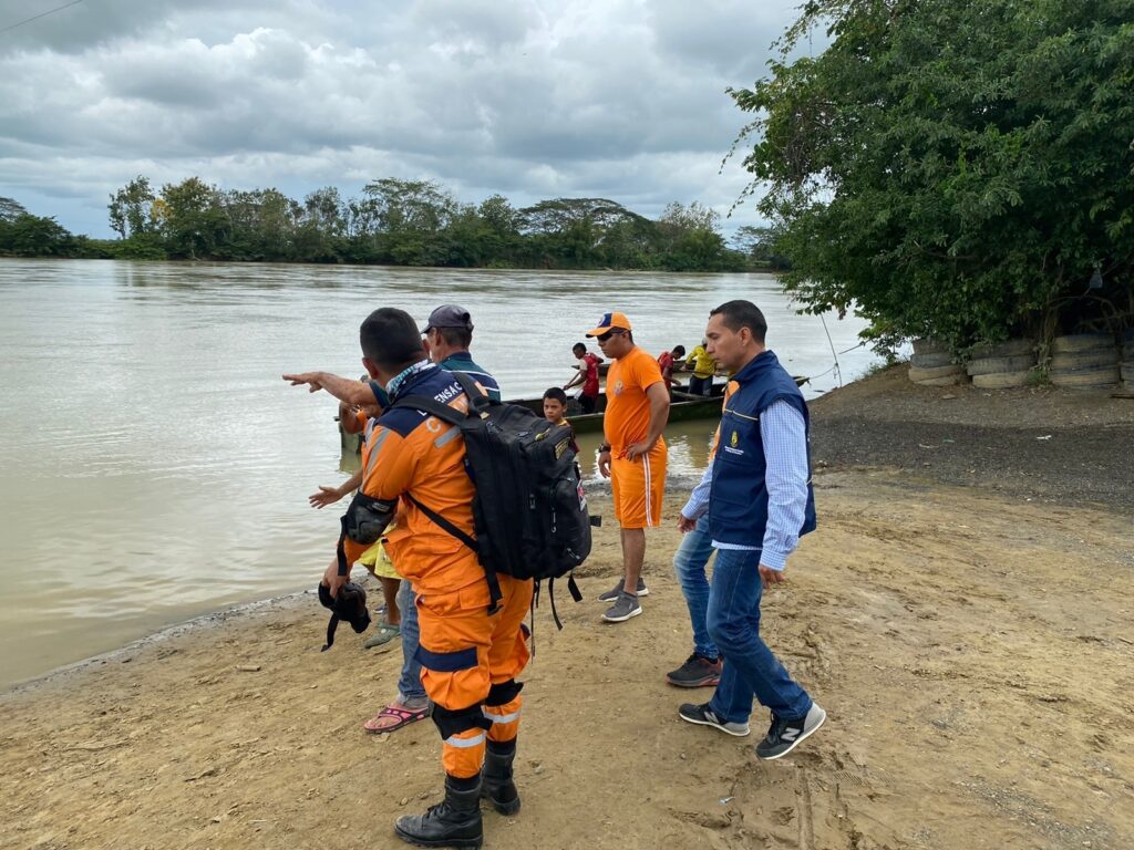 Alcaldía de Montería acompaña labores de búsqueda de dos jóvenes desaparecidos en el río Sinú