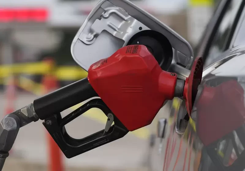  Precio de la gasolina aumentará 600 pesos en Colombia: así quedará