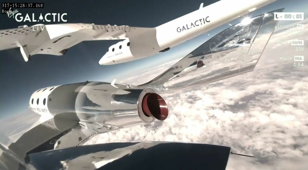 Virgin Galactic realiza hoy su primer vuelo espacial comercial