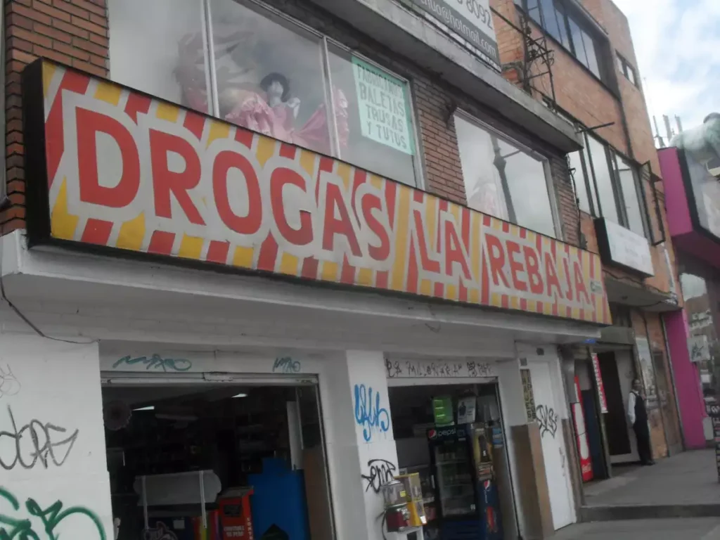 Drogas La Rebaja: la cadena farmacéutica que apoyará la reforma a la salud