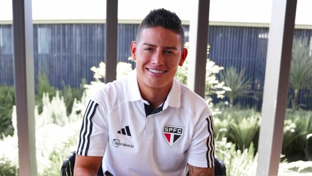 James Rodríguez llega a Brasil y desata locura: calurosa bienvenida en Sao Paulo