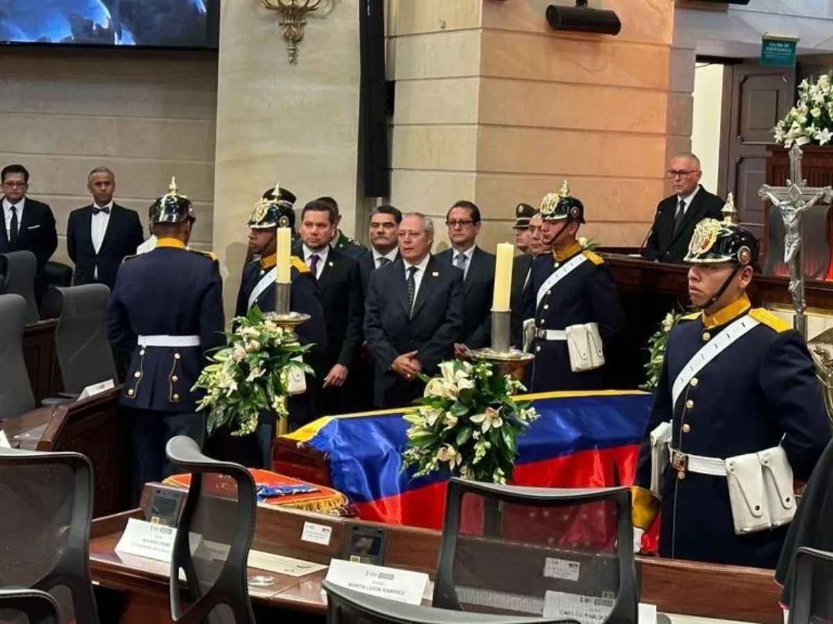 Homenaje al maestro Fernando Botero en el Congreso de la República