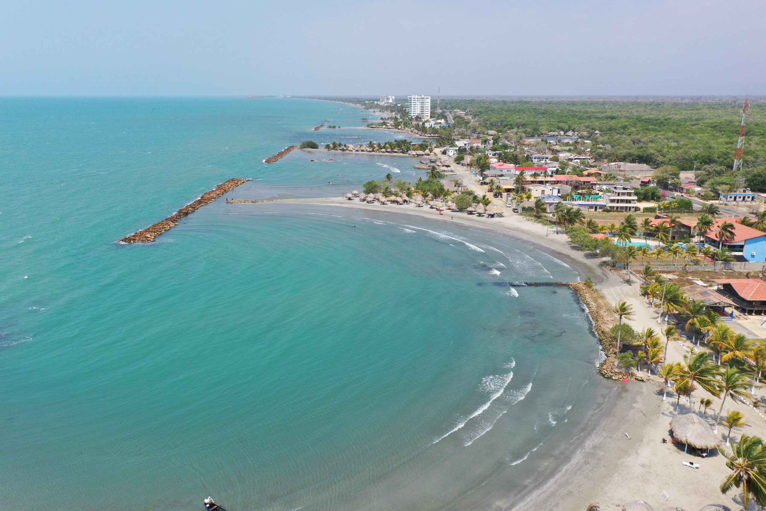 Prohíben el ingreso a las playas de Coveñas por mar de leva