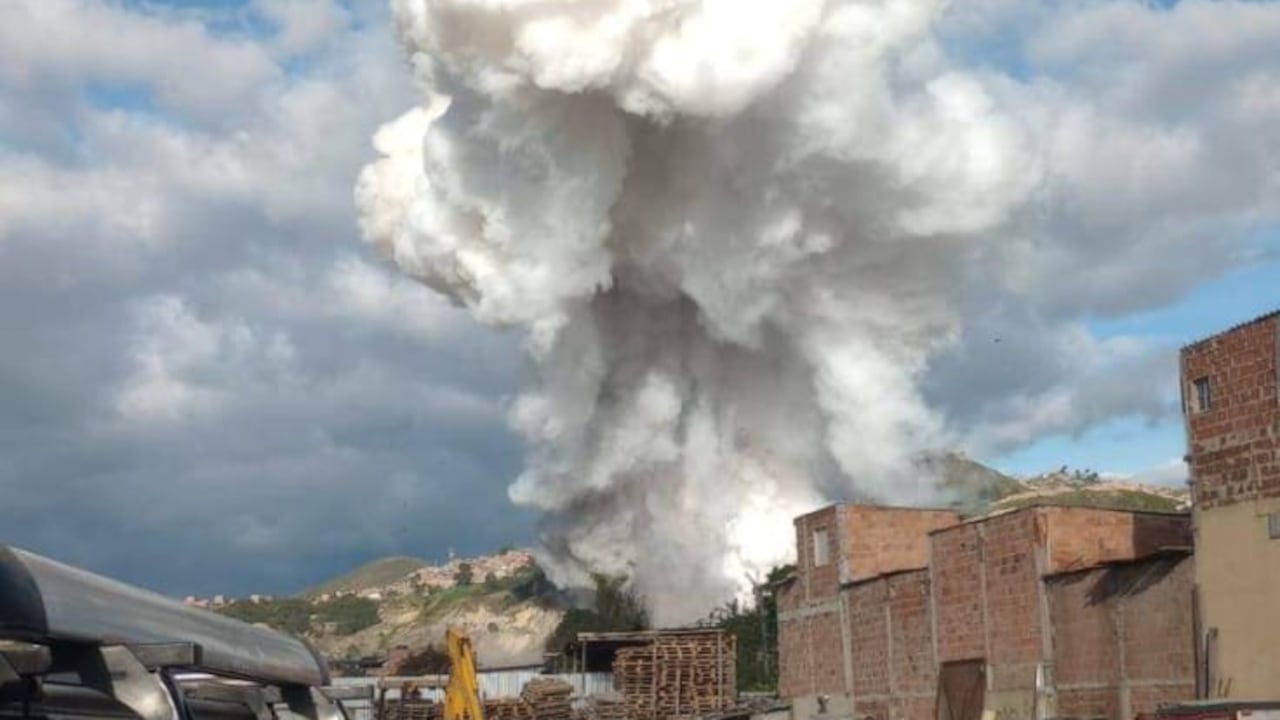 Fuerte explosión en una polvorería de Soacha deja una persona fallecida