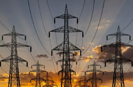 Gobierno asumiría deuda de “opción tarifaria” para reducir tarifas de energía en el Caribe