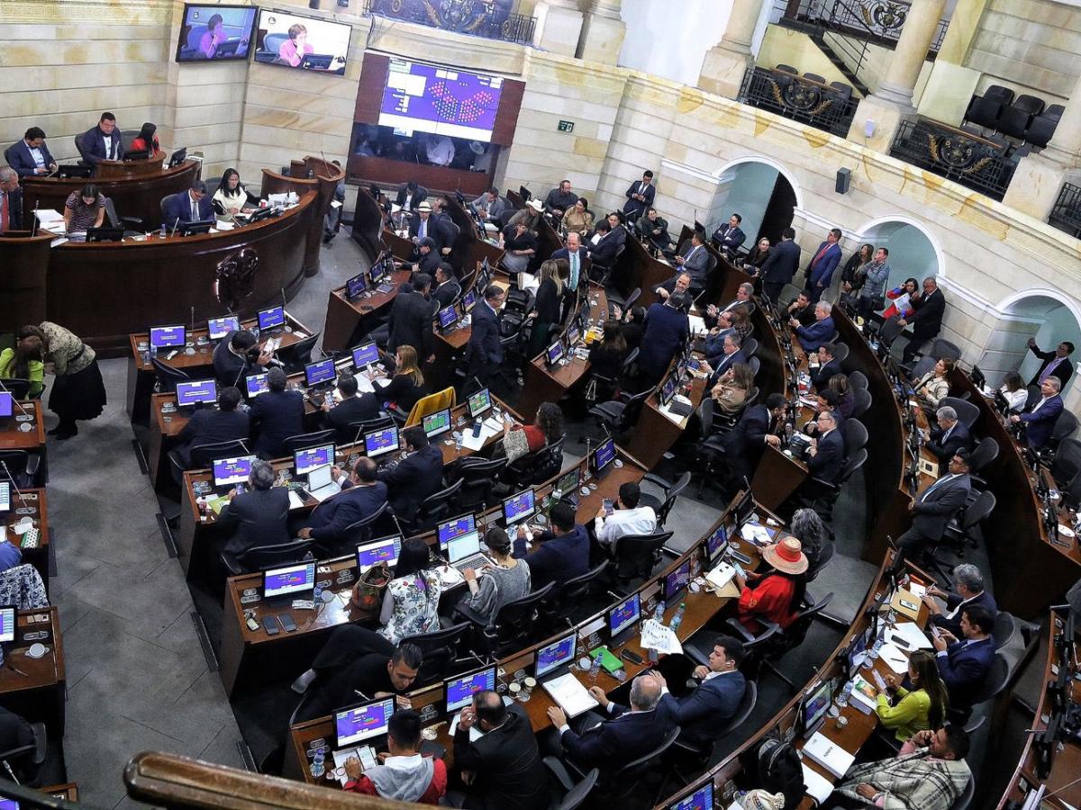 Continúa discusión del Presupuesto General en el Congreso