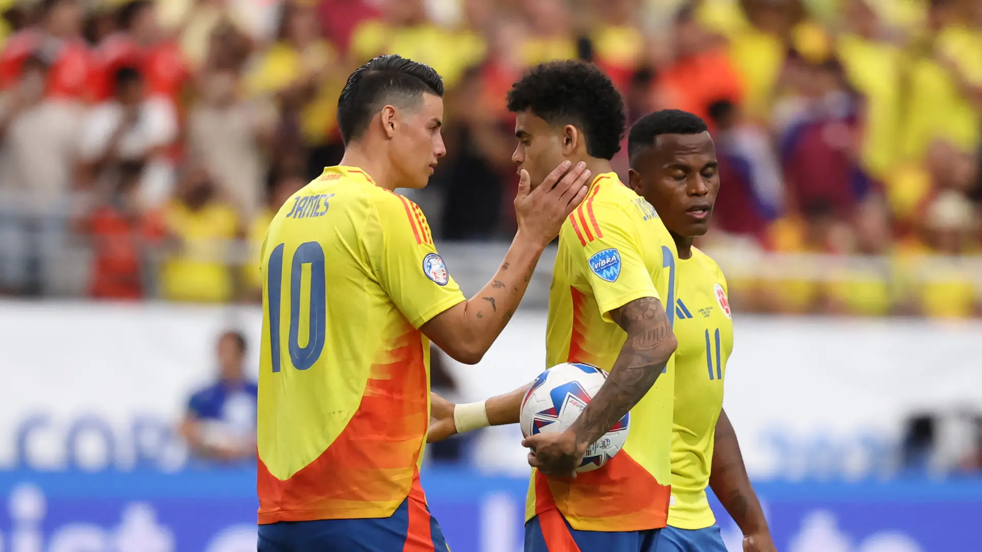 Prensa peruana arremete contra James Rodríguez y Luis Díaz previo al duelo con Colombia